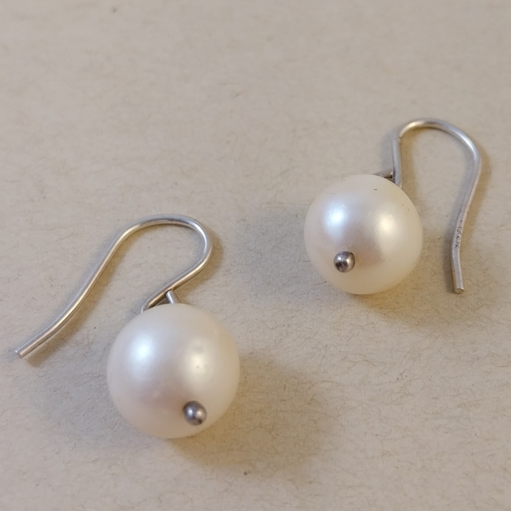 Sterling Silver Freshwater Pearl Drop Earrings - Picture 5 of 12
